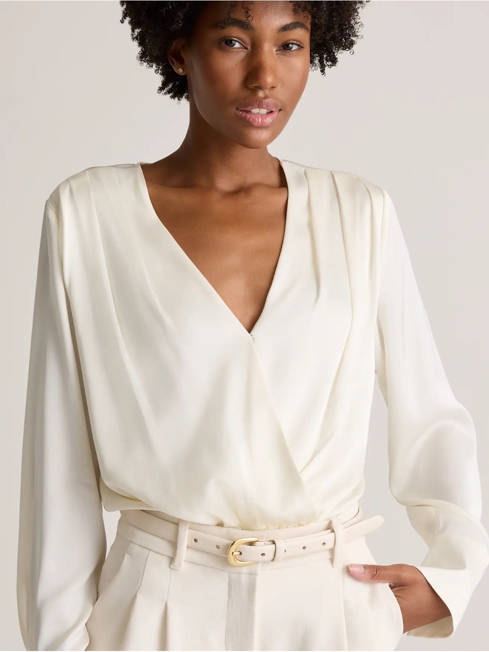 Quince Washable Stretch Silk Surplice Bodysuit Ivory, Cream V-Neck Blouse Top, S